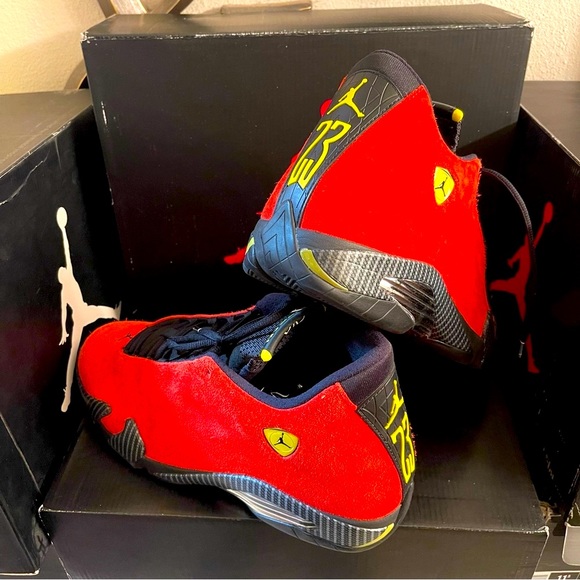 🔥🔥AIR JORDAN 14 FERRARI🔥🔥 2014 RELEASE 🔥🔥🔥🔥 - Picture 3 of 11